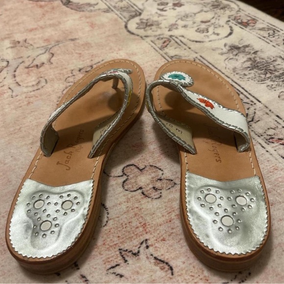 Women’s Jack Rodger’s size US 10 sandal. - Picture 2 of 2